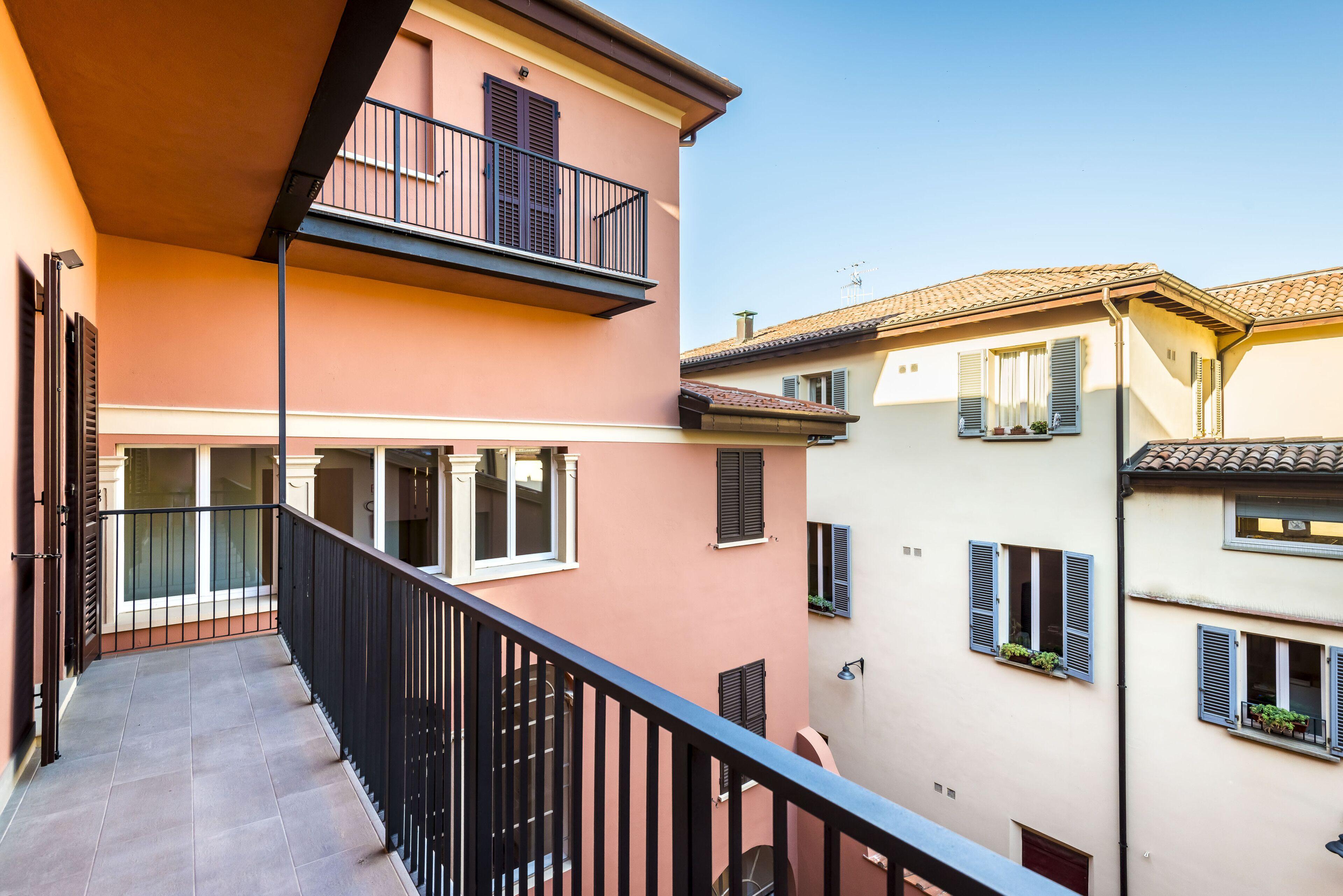 Design Club Collection, Bologna